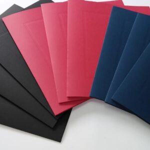 Carpeta con bolsillo en papel fino